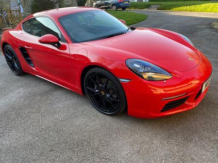 PORSCHE